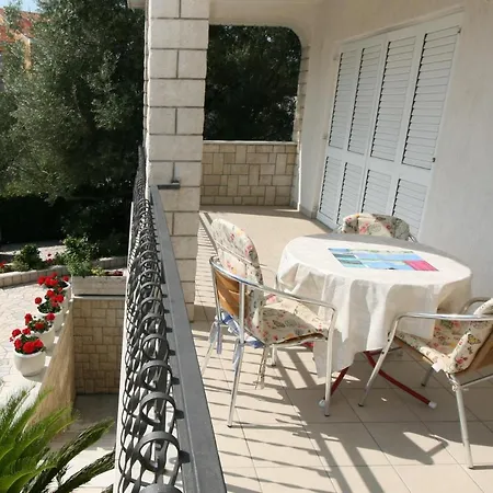 Apartment Apartments With A Parking Space Selce, Crikvenica - 5496