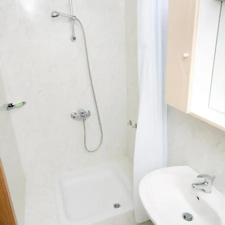 Apartments With A Parking Space Selce, Crikvenica - 5496 Selce